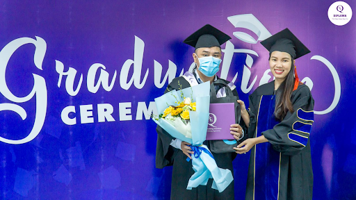 Nguyễn Việt Quốc Cường trong buổi lễ Tốt nghiệp QTS Diploma 2021