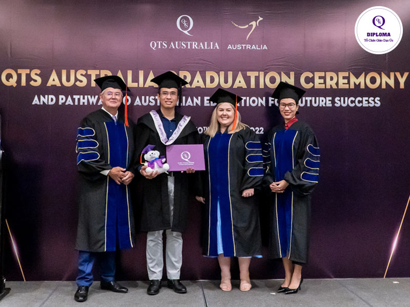 Buổi lễ tốt nghiệp năm 2022 của QTS Diploma có sự tham gia của đại diện Chính phủ Úc