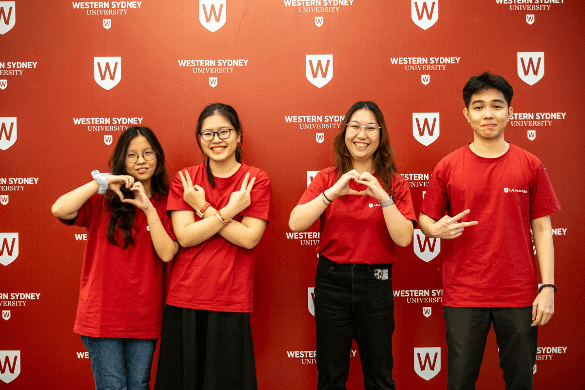 Đội thi QTS Academic Program tại cuộc thi WSU Innovation Challenge